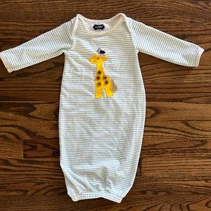 Mudpie Giraffe Appliqué Sleeper Gown